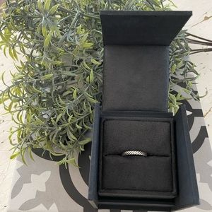 David Yurman cable ring in sterling silver size 5